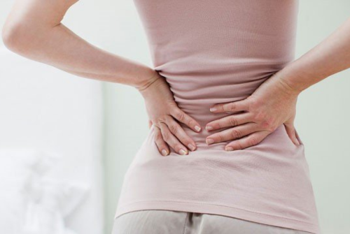 Tắc kinh 1 tháng kèm đau lưng là dấu hiệu mang thai sớm